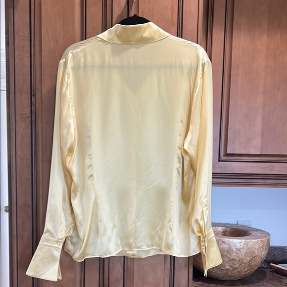 Escada Elegant Yellow Women's Top. Worn once size 46/ L-XL - Picture 5 of 6